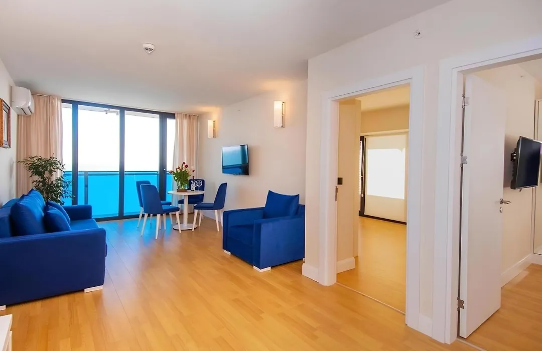 Orbi City Luxury Sea View Resort Aparthotel-1