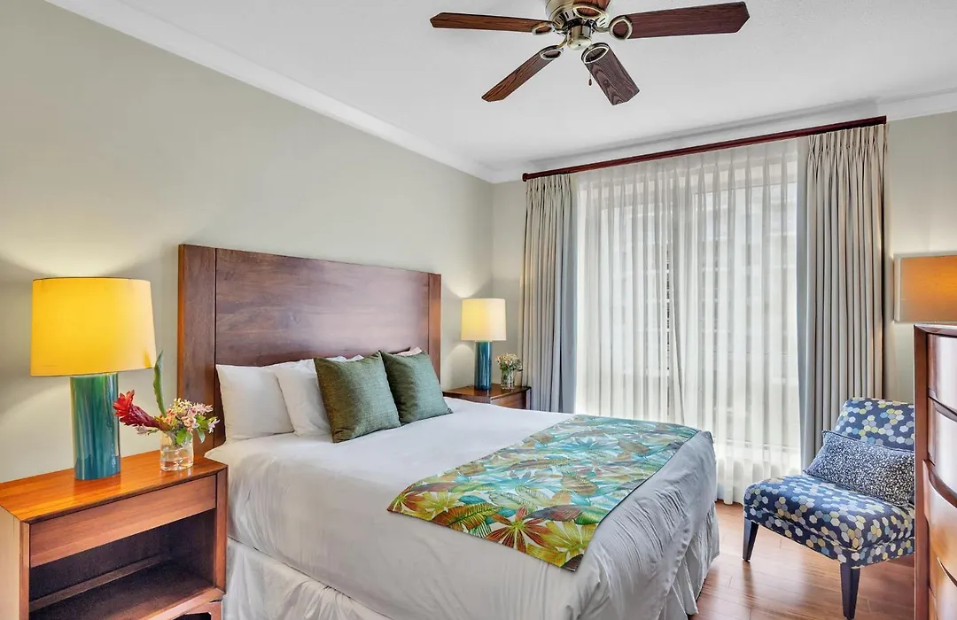 Honua Kai Konea 3 Free Rental Cars Kbm Resorts Extra Large Corner Suite 3 Units 7 Bedrooms Ml-1406-1