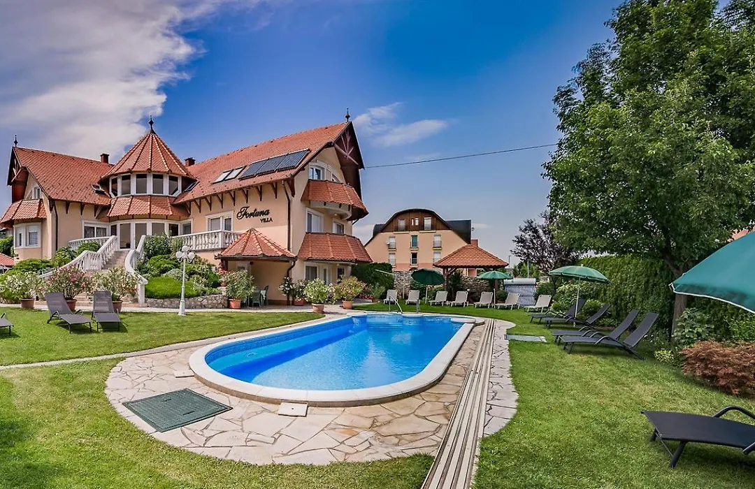 Fortuna Villa-1