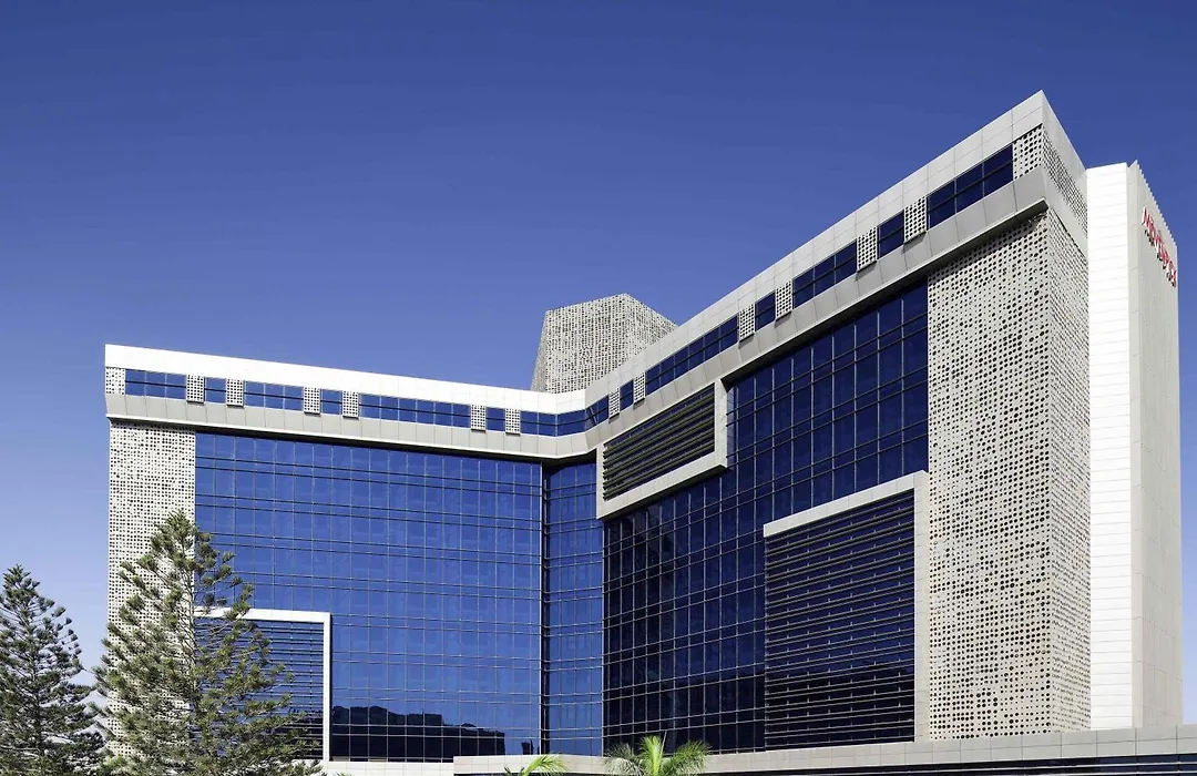 Mövenpick Hotel Karachi-1