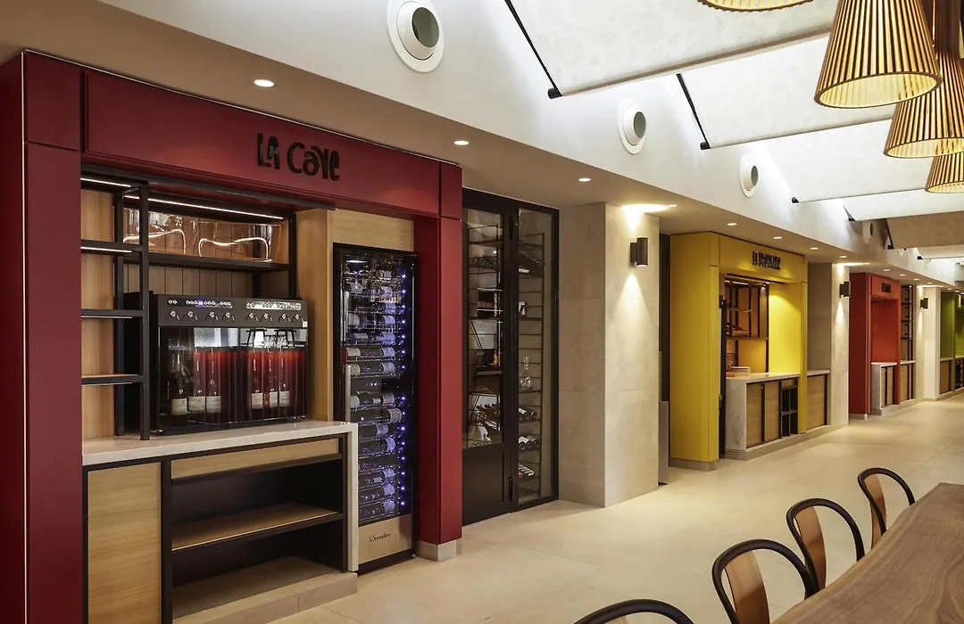 Mercure Avignon Tgv Hotel & Spa-1