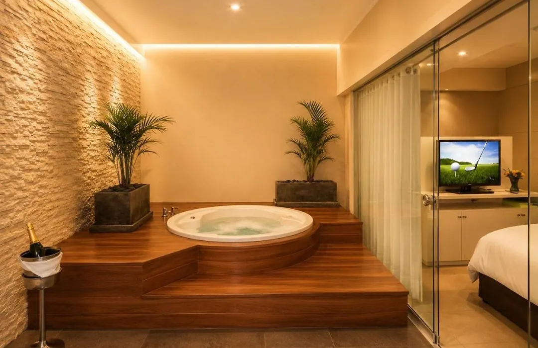 Sol De Oro Hotel & Suites-1