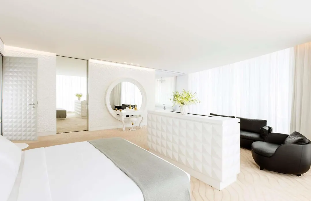 Mondrian Doha-1