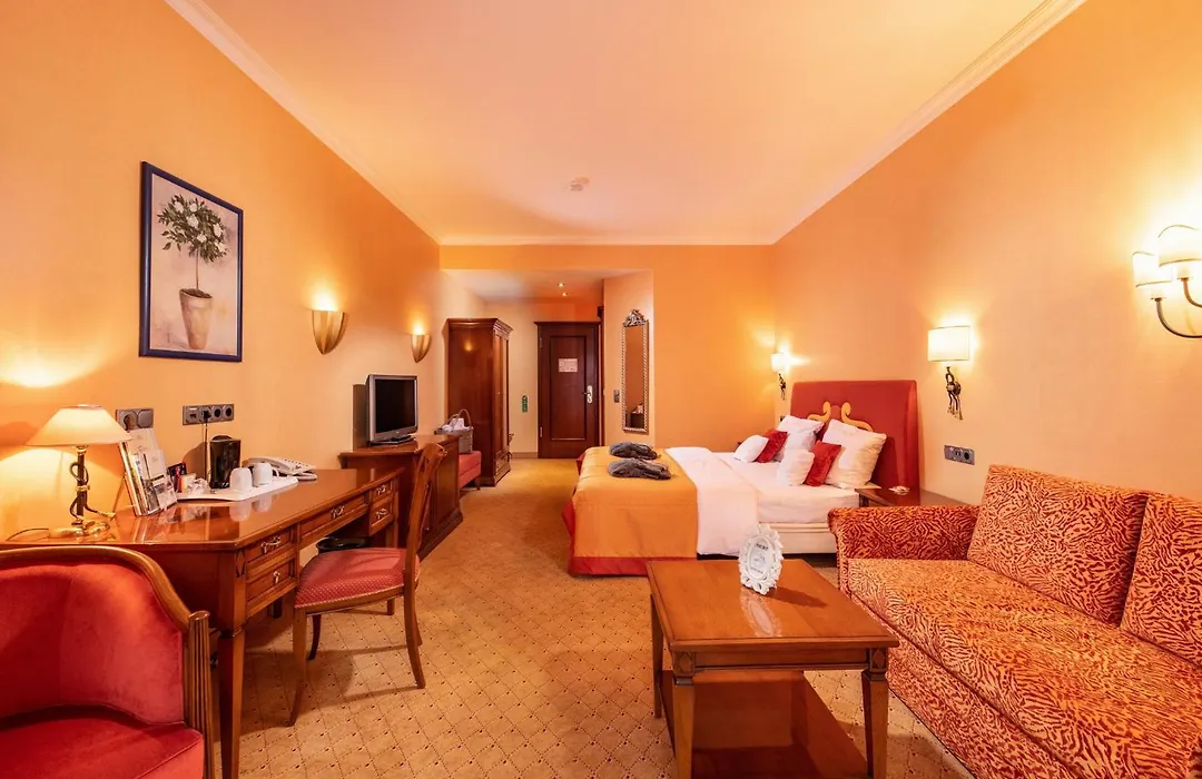 Göbels Schlosshotel Prinz von Hessen-1