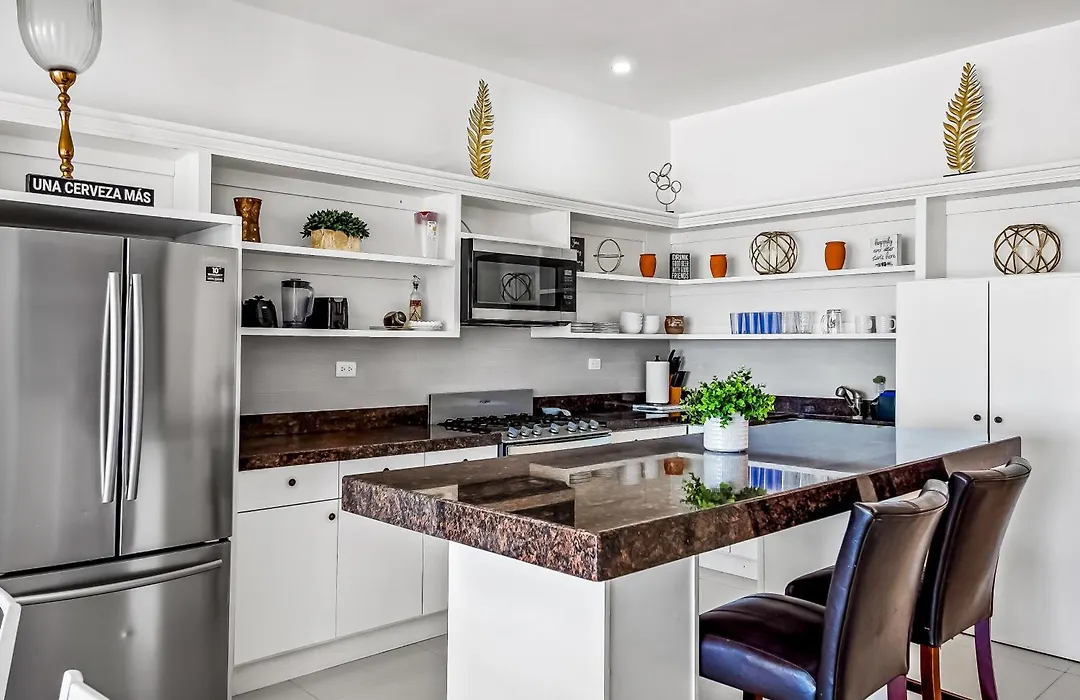 Dog-Friendly Villa With Heated Outdoor Pool, Hot Tub, Streaming, Private Patio-1