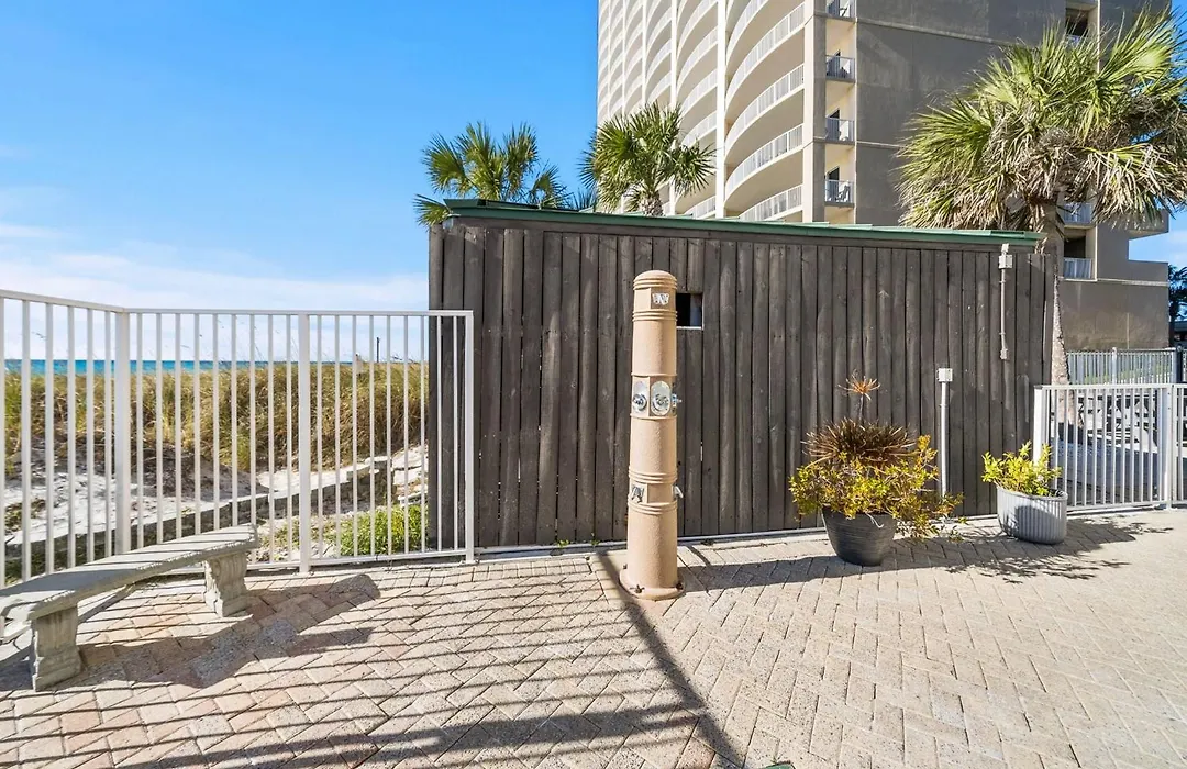 Ocean Ritz 2 Primary Suites | Expansive Balcony | Sleeps 12-1