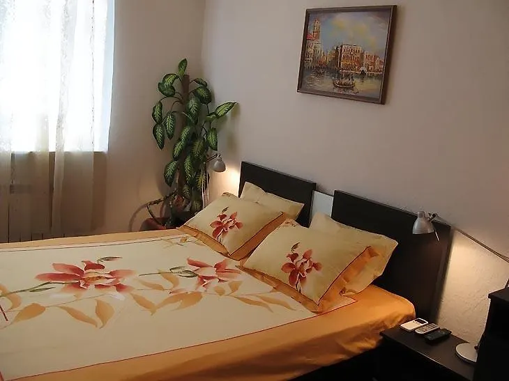 Ok Apartments Basseinaya Area - Kiev-1