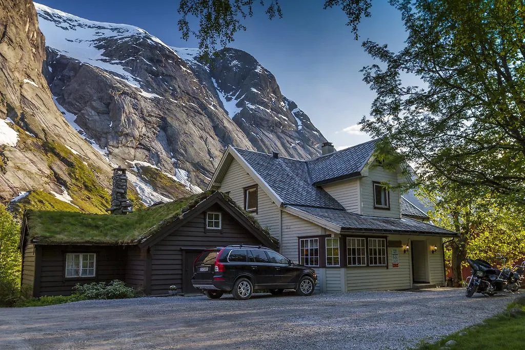 Lunde Turiststasjon-1