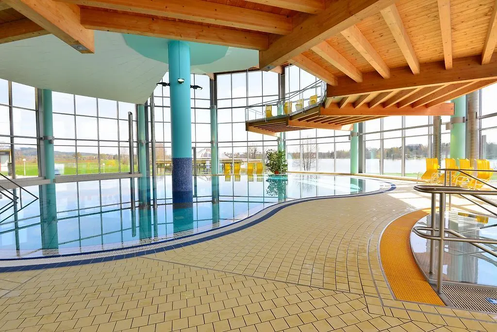 Gesundheitshotel Weißenstadt am See-1