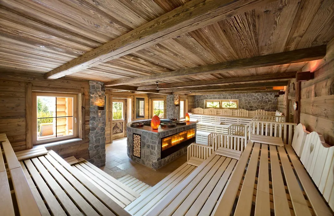 Wellnessresidenz Alpenrose-1