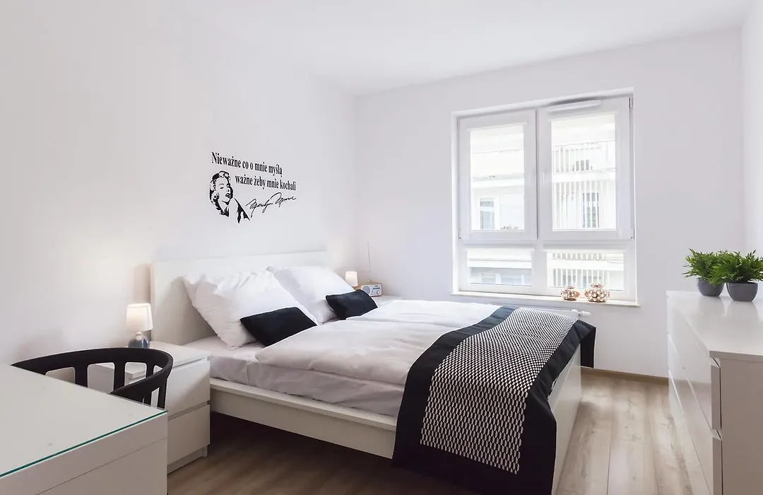 Vacationclub - Solna Apartment C103-1