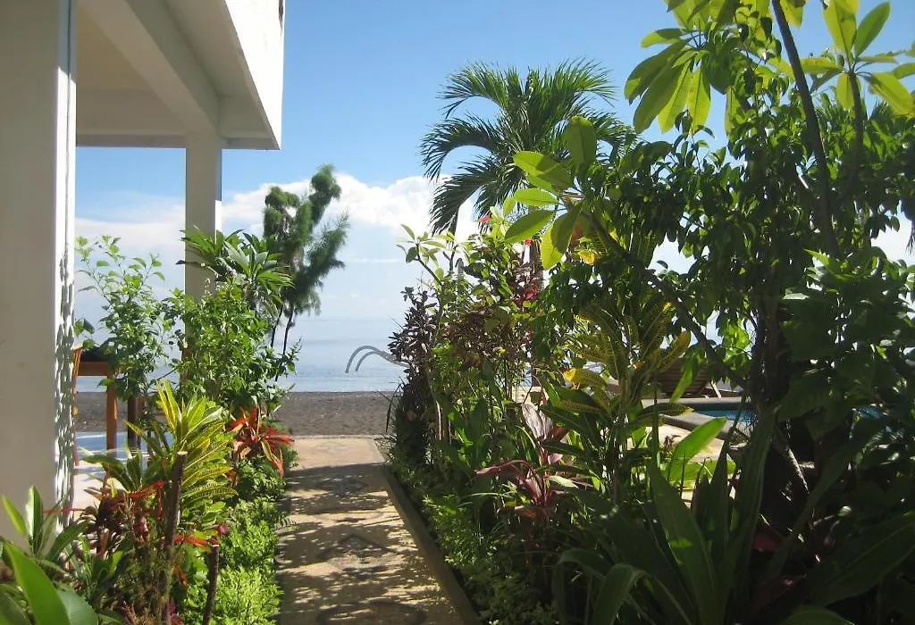 Lucky Paradise Bungalows On The Beach-1