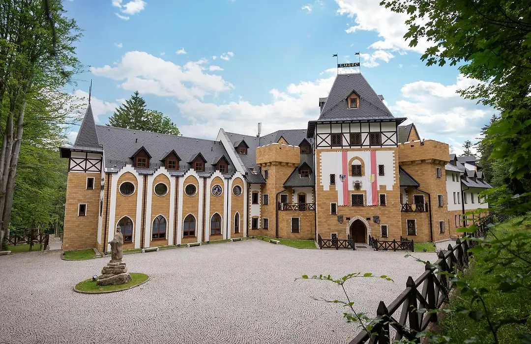 Zámek Lužec Spa&Wellness Resort-1