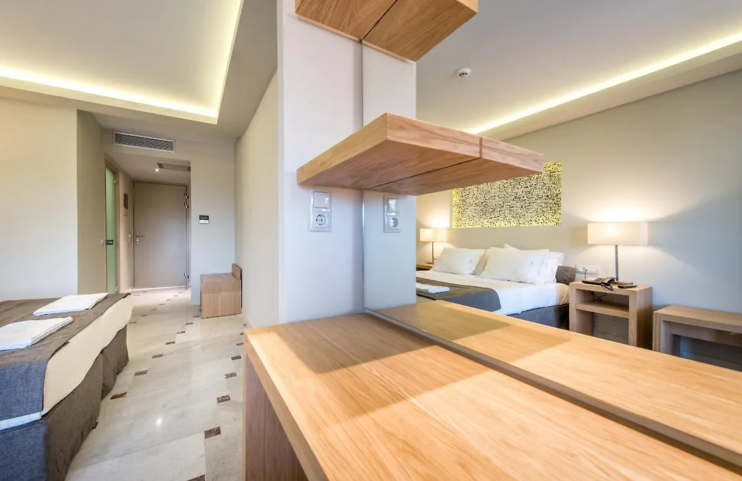 Azure Resort&SPA-1