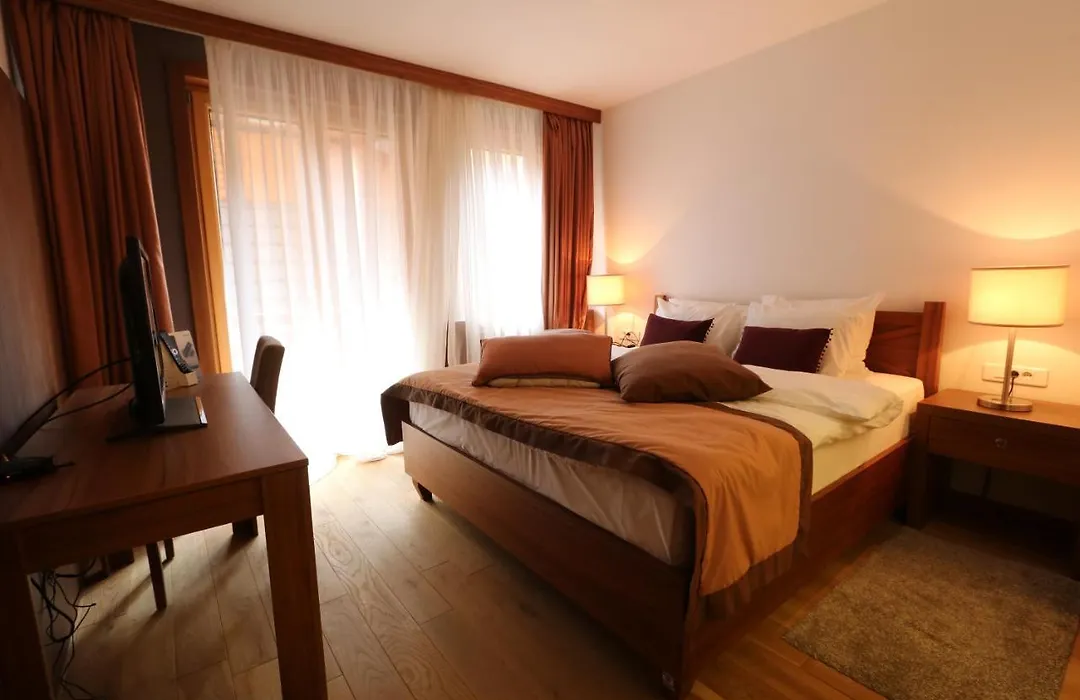 Lux Private Apartment Vucko-1