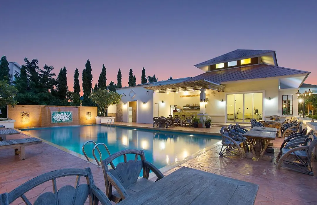C-House & Residence Hotel Amata City-1
