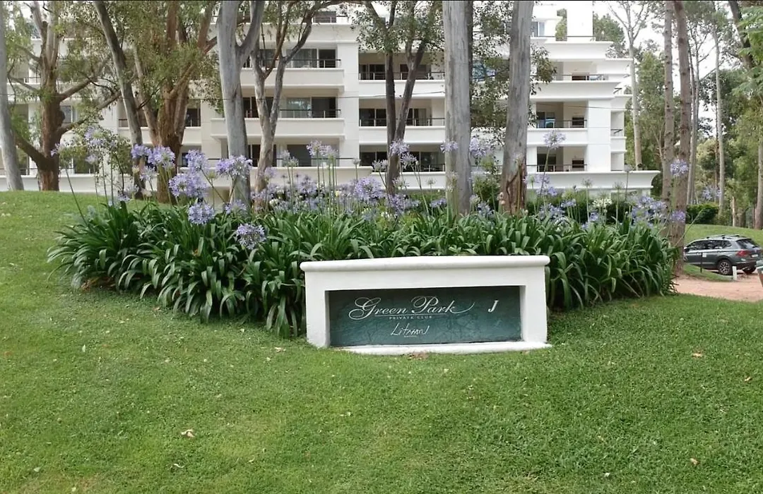 Departamento En Greenpark-1