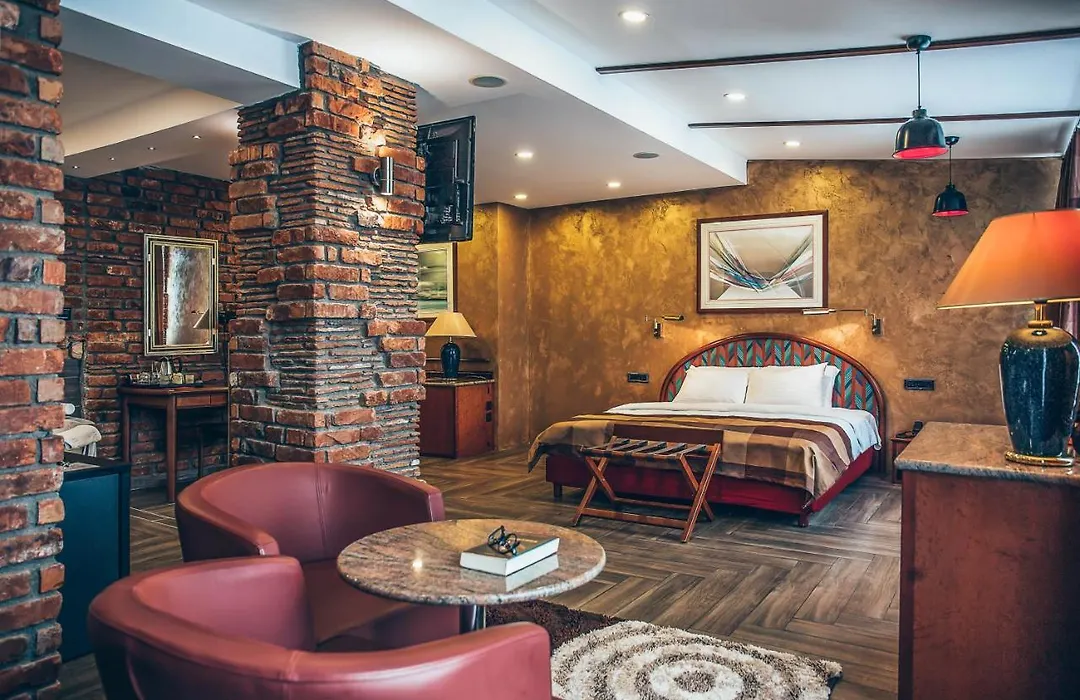 Hotel Super 8-1