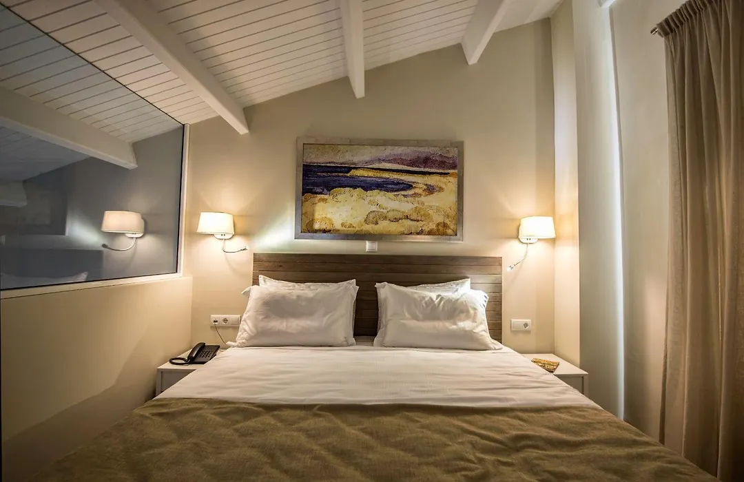Swell Boutique Hotel-1