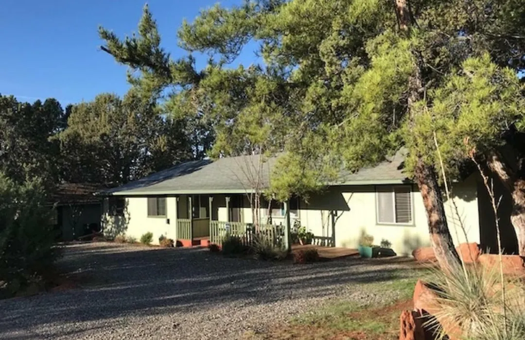 Spacious House With Hot Tub Spa, To Enjoy Red Rock View, Near Amitabha Stupa, And Trails-1