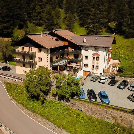 Hotel Cornelia-2
