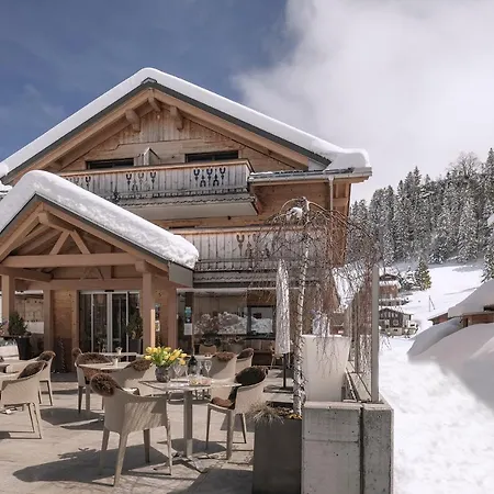 Caschu Alp Boutique Design Hotel Stoos - Adults Only-3