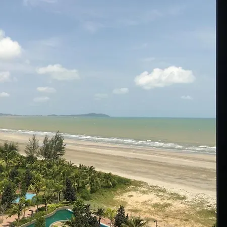 Amazing Seaview Studio With Wifi At Timurbay Kuantan Mu5Lim Only-3