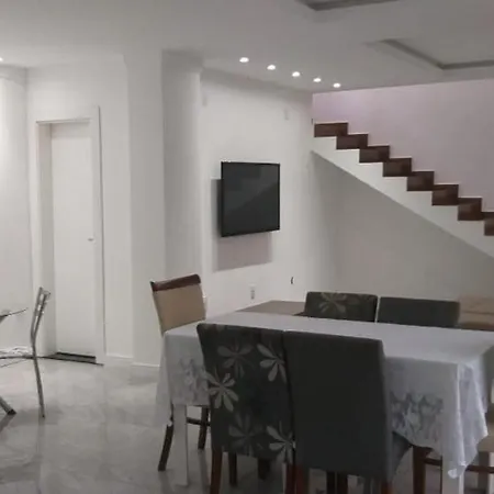 Casa Com Piscina E Hidromassagem Montoski-2