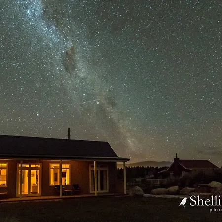 Night Sky Cottage - Kahu Cottage - Hot Tub-3