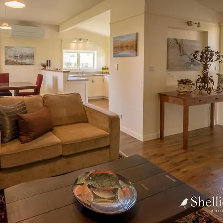 Night Sky Cottage - Kahu Cottage - Hot Tub-2