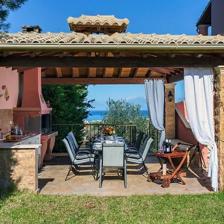 Villa Mare E Monti-3