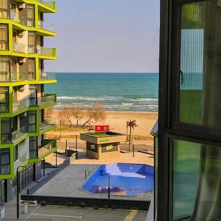 Sunrise Aparthotel Pool & Spa Mamaia Nord-3