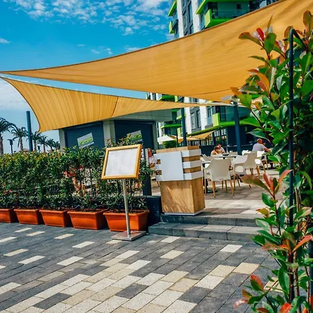 HERA ApartHotel Pool&SPA Mamaia Nord-3