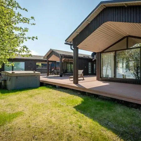 Reelinki Seafront Villas, Villa Amando & Villa Aava-2