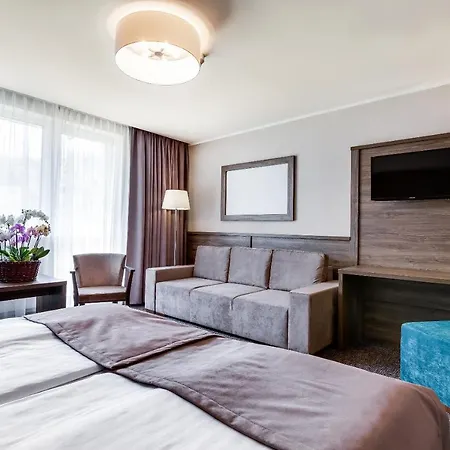 Hotel Konradowka Wellness & Spa - 300 Metrow Do Centrum-2