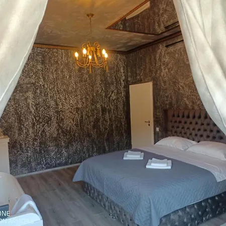Valeria'S Nest-3