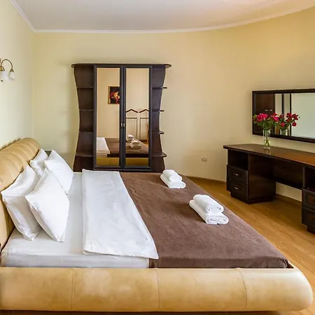 Hotel Galaktika-2