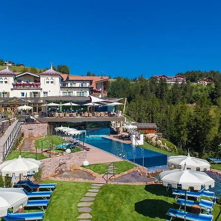 Hotel Albion Mountain Spa Resort Dolomites-2