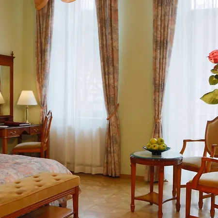 Bristol Kralovska Vila-3