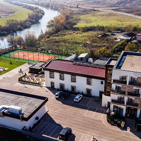 Hotel River-2