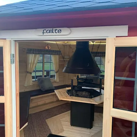 Daviot Luxury Pods-3