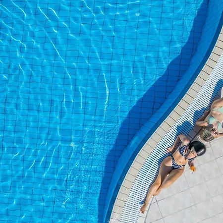 Grand Hotel Holiday Resort-2