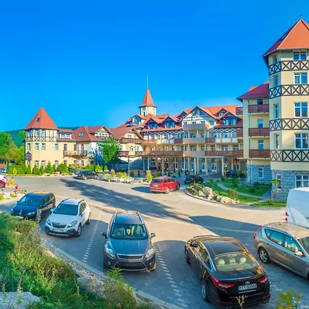 St Lukas Medical & Spa-3