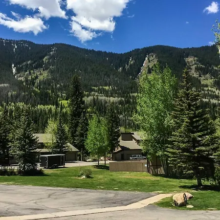 Cozy East Vail Condo ~ 6 Mi To Vail Village!-2