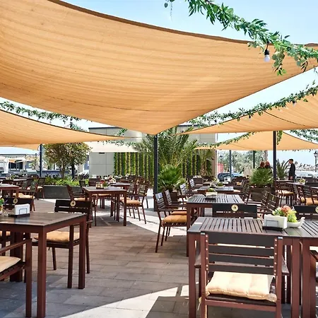 CORAL ApartHotel Pool&SPA Mamaia Nord-2