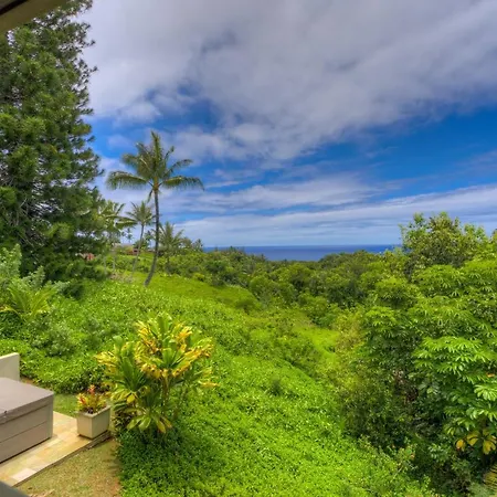 Mauna Pua - A 7 Bedroom Kauai Vacation Rental Home-2