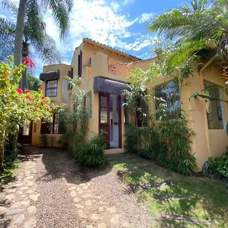 Villa Del Mare / Centro Da Ilha-2
