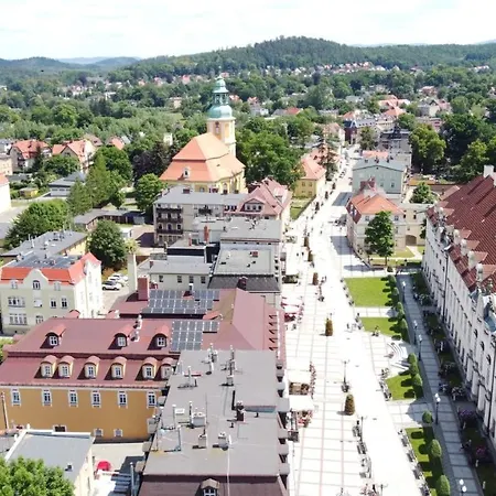 Jodla I Modrzew Apartament Przy Parku I Termach W Centrum Uzdrowiska-3