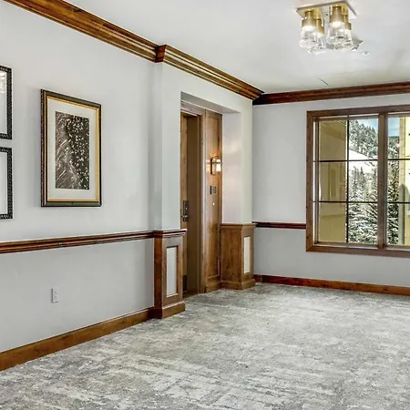 Ritz Carlton Vail #200 Condo-3