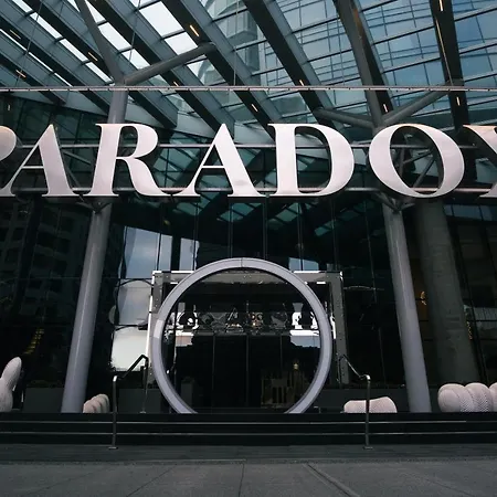 Paradox Vancouver-3